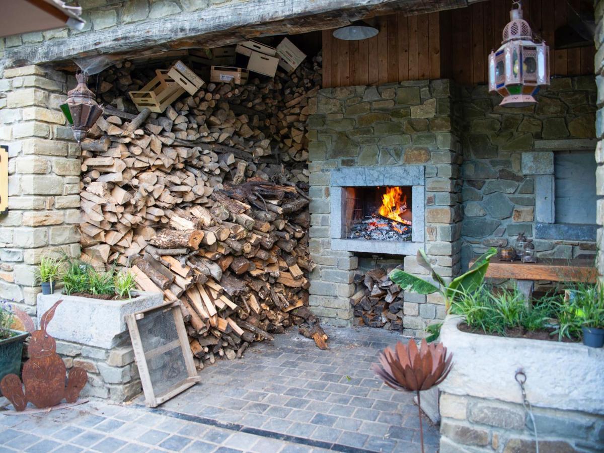 Nice Holiday Home In Nature With Sauna, Hot Tub En Swimming Pool Вервье Номер фото
